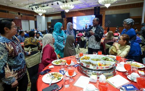 DATUK SERI DR ZAMBRY ABDUL KADIR