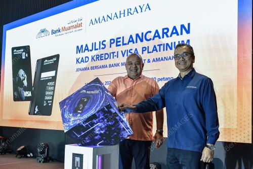 MAJLIS PELANCARAN KAD KREDIT-I VISA PLATINUM