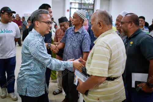 FAHMI FADZIL