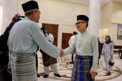 FAHMI FADZIL