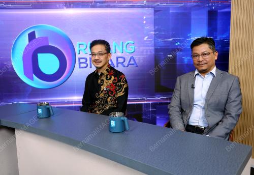 DR ISMUNI BOHARI DAN DATUK DR MAT ZUKI JAEB