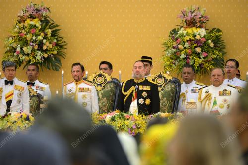 KL111_24042017_MAJLIS_SANTAPAN