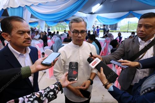 FAHMI FADZIL