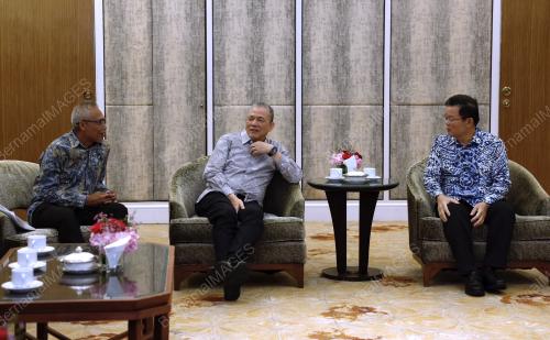 DATUK SERI FADILLAH YUSOF