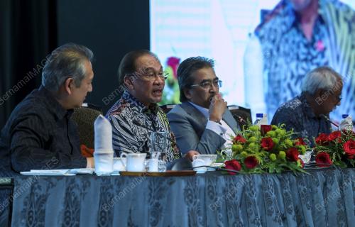 DATUK SERI ANWAR IBRAHIM