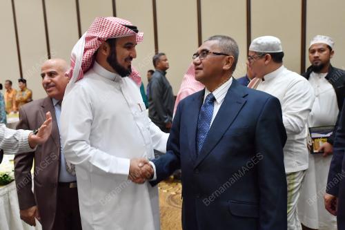 KL112_28042018_MAHMOUD