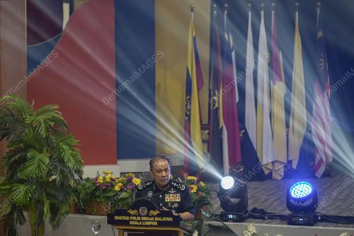 DATUK SERI MOHD KHALID ISMAIL