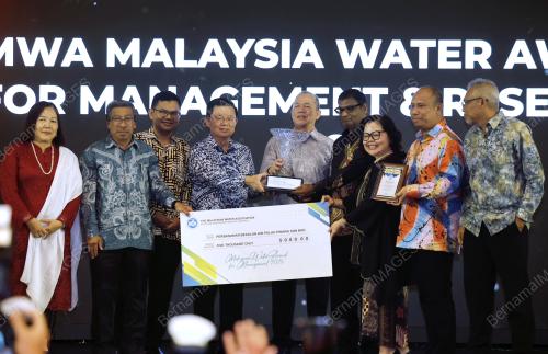 DATUK SERI FADILLAH YUSOF