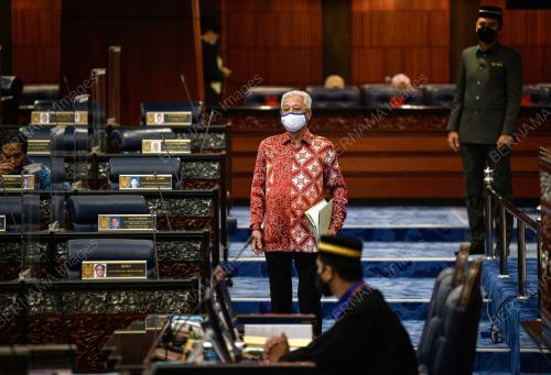 DATUK SERI ISMAIL SABRI YAAKOB
