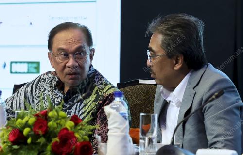 DATUK SERI ANWAR IBRAHIM