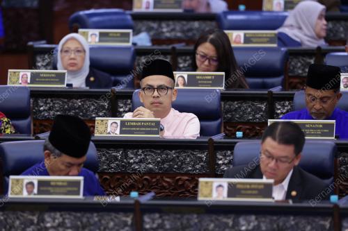 FAHMI FADZIL