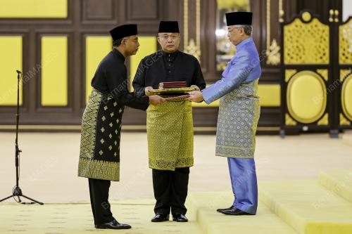 AL-SULTAN ABDULLAH RI'AYATUDDIN AL-MUSTAFA BILLAH SHAH