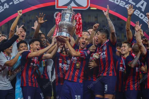 PIALA FA
