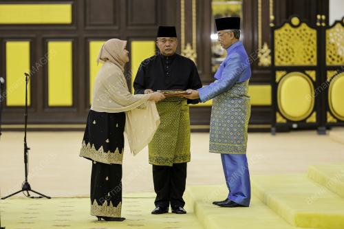 AL-SULTAN ABDULLAH RI'AYATUDDIN AL-MUSTAFA BILLAH SHAH