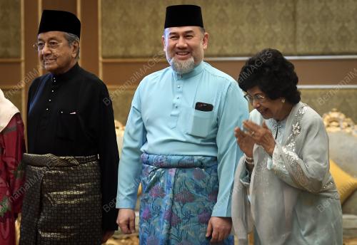 KL115_17072018_WATIKAH