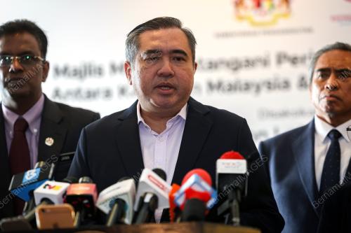 ANTHONY LOKE