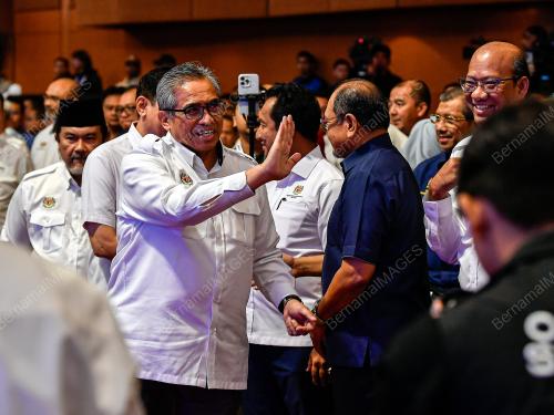 TAN SRI SHAMSUL AZRI ABU BAKAR