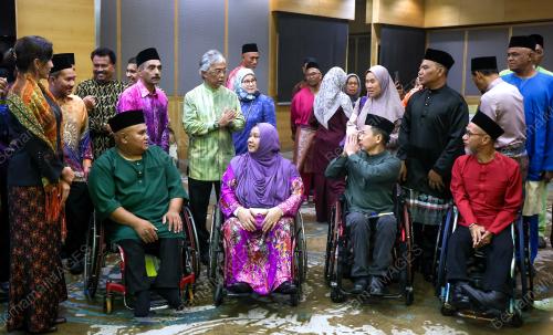 AL-SULTAN ABDULLAH RI'AYATUDDIN AL-MUSTAFA BILLAH SHAH