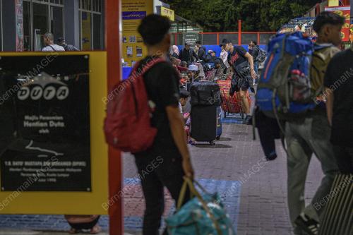 BALIK KAMPUNG HENTIAN DUTA