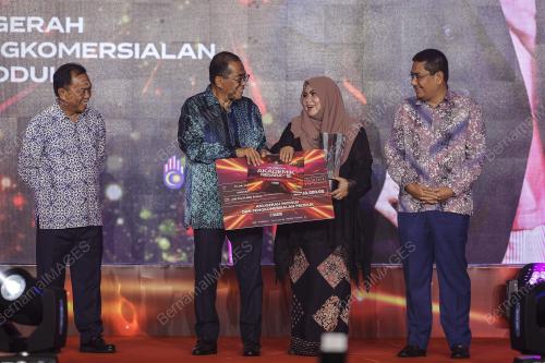 DATUK SERI MOHAMED KHALED NORDIN