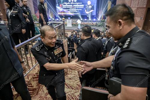 DATUK SERI MOHD KHALID ISMAIL