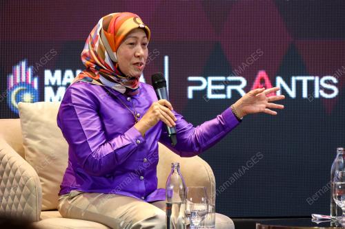 DATUK SERI NANCY SHUKRI
