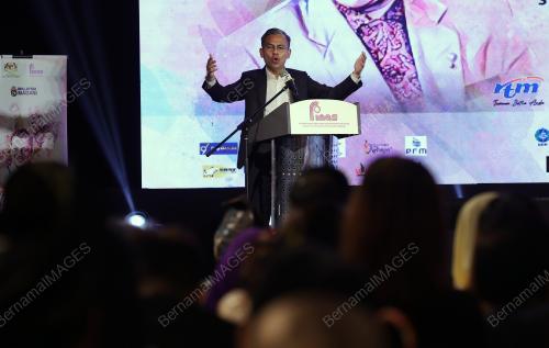 FAHMI FADZIL