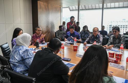 DATUK FAHMI FADZIL