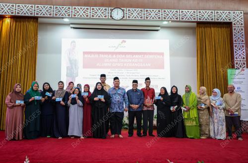 DATUK AZMAN ABIDIN
