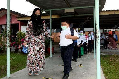 TINJAUAN PEMBUKAAN SEKOLAH