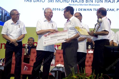 KL11_01052016_PEKERJA