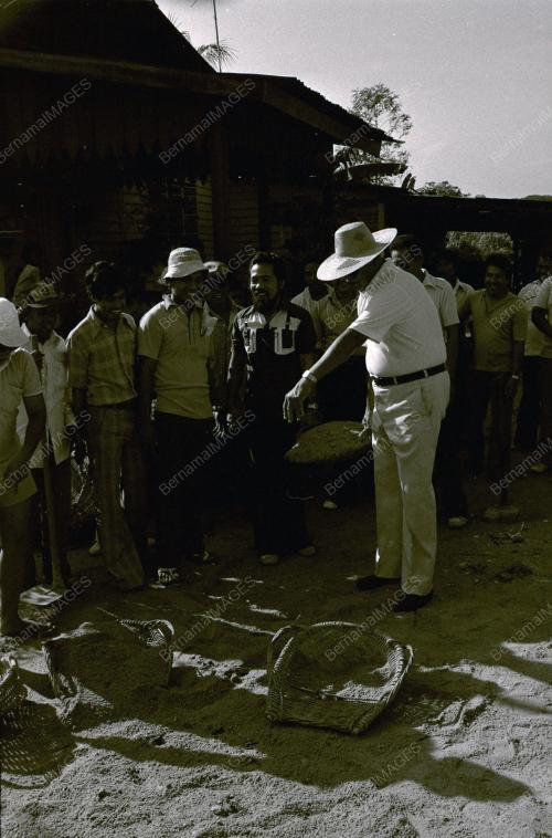 DATUK YAACOB LATIFF (DATUKBANDAR KL)