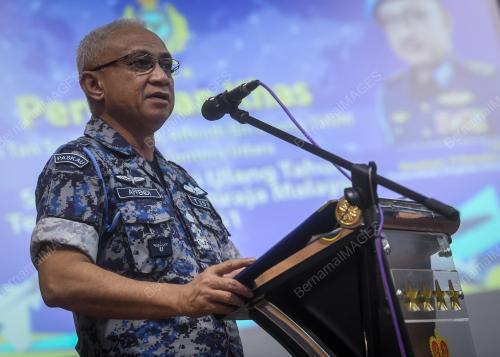 KL11_01062019_TUDM_BN201905311316