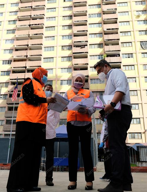 DATUK SERI RINA MOHD HARUN