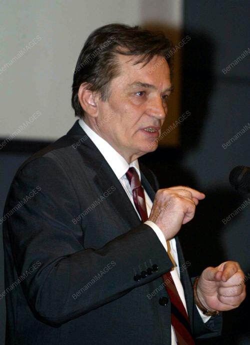 DR HARIS SILAJDZIC