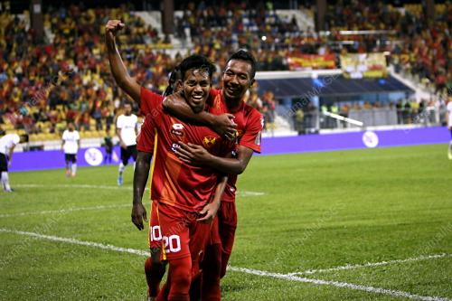 KL11_01072017_BOLA_BN201706287972
