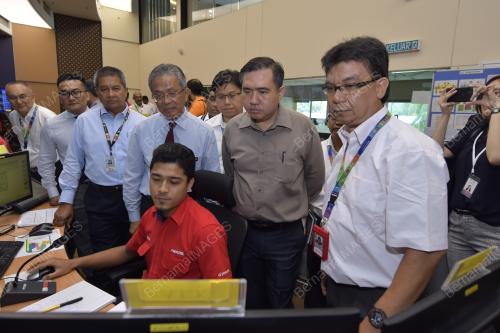 KL11_01102018_PRASARANA_BN201809309445