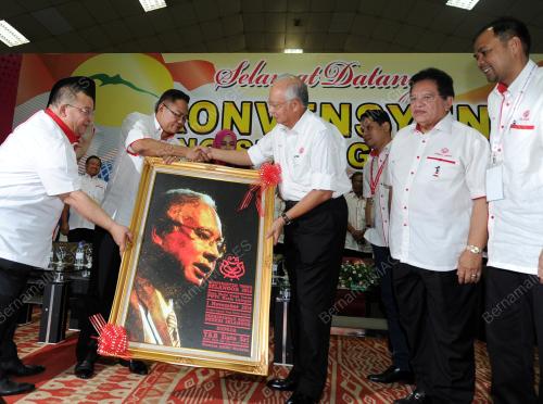 KL11_01112014_PM_UMNO