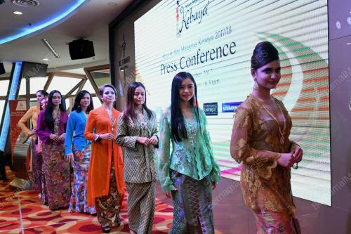 KL11_01112017_MISS_MRS_KEBAYA_BN201710269457