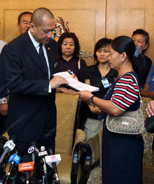 MOHAMED NAZRI TAN SRI ABDUL AZIZ