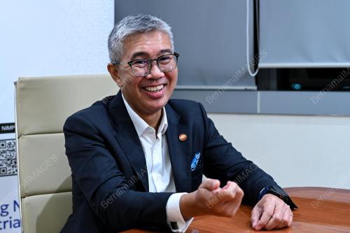 TENGKU DATUK SERI ZAFRUL ABDUL AZIZ