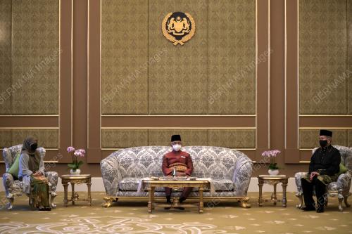 AL-SULTAN ABDULLAH RI'AYATUDDIN AL-MUSTAFA BILLAH SHAH 
