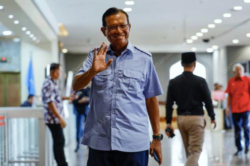 DATUK SERI AHMAD SHABERY CHEEK