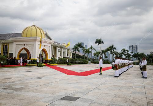 AL- SULTAN ABDULLAH RI'AYATUDDIN AL -MUSTAFA BILLAH SHAH