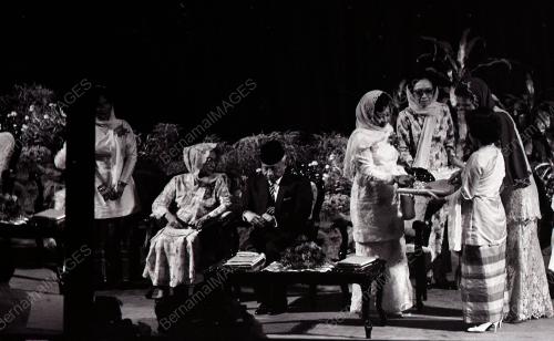 SULTAN AHMAD SHAH AL-MUSTAIN BILLAH