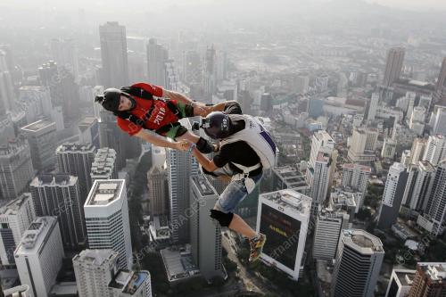 KL11_03102016_BASE_JUMP_KL