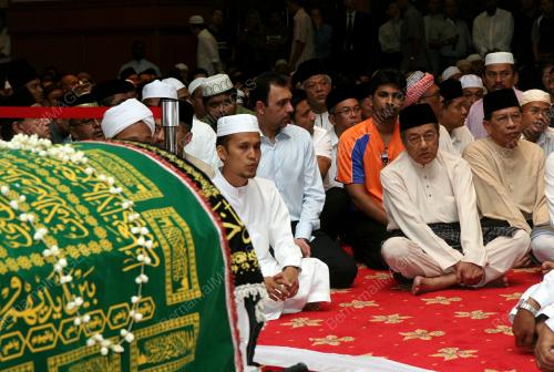 TUN DR MAHATHIR MOHAMAD