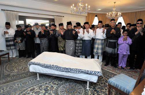 KL11_04102014_JENAZAH