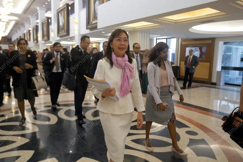 KL11_04112019_PARLIMEN_BN201910012838
