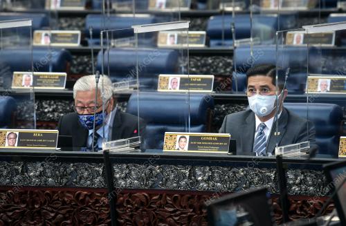 PERSIDANGAN PARLIMEN PENGGAL KETIGA